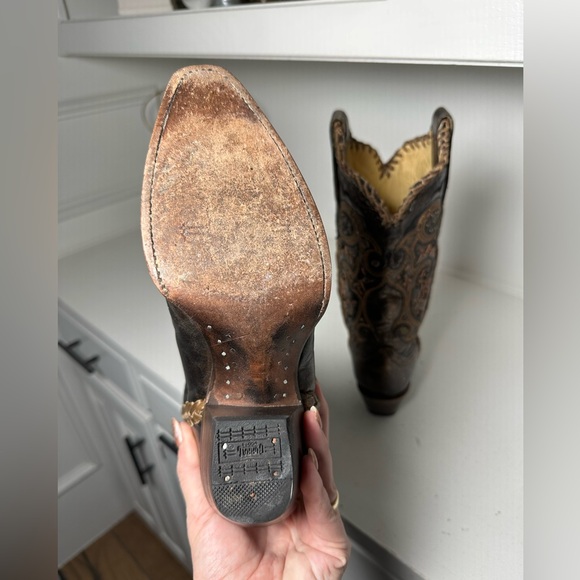 **SOLD**Corral Women’s 6.5M Western Cowboy Boots Distressed Leather Braided - Picture 8 of 9